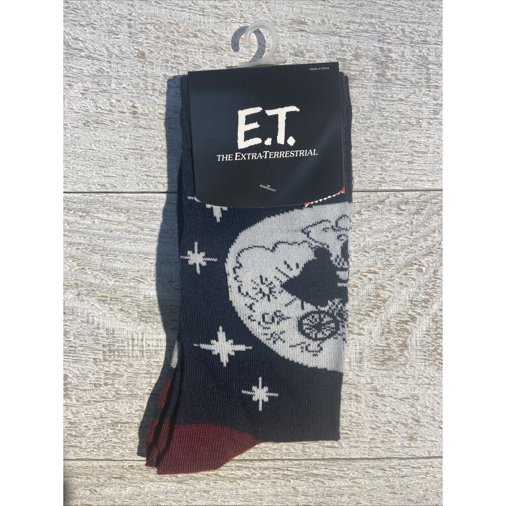 Bioworld Mens Size 10-13 Universal ET Black Graphic Novelty Crew Socks #D062